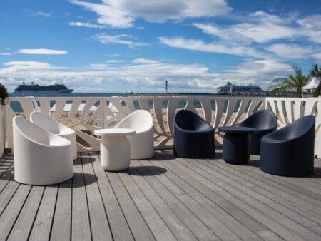 Lounge Bay armchair by Serralunga